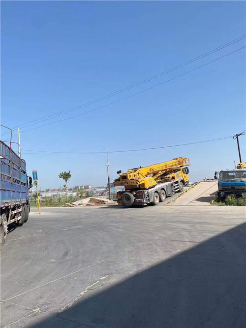 高台县25吨吊车的租赁价格大概是多少？